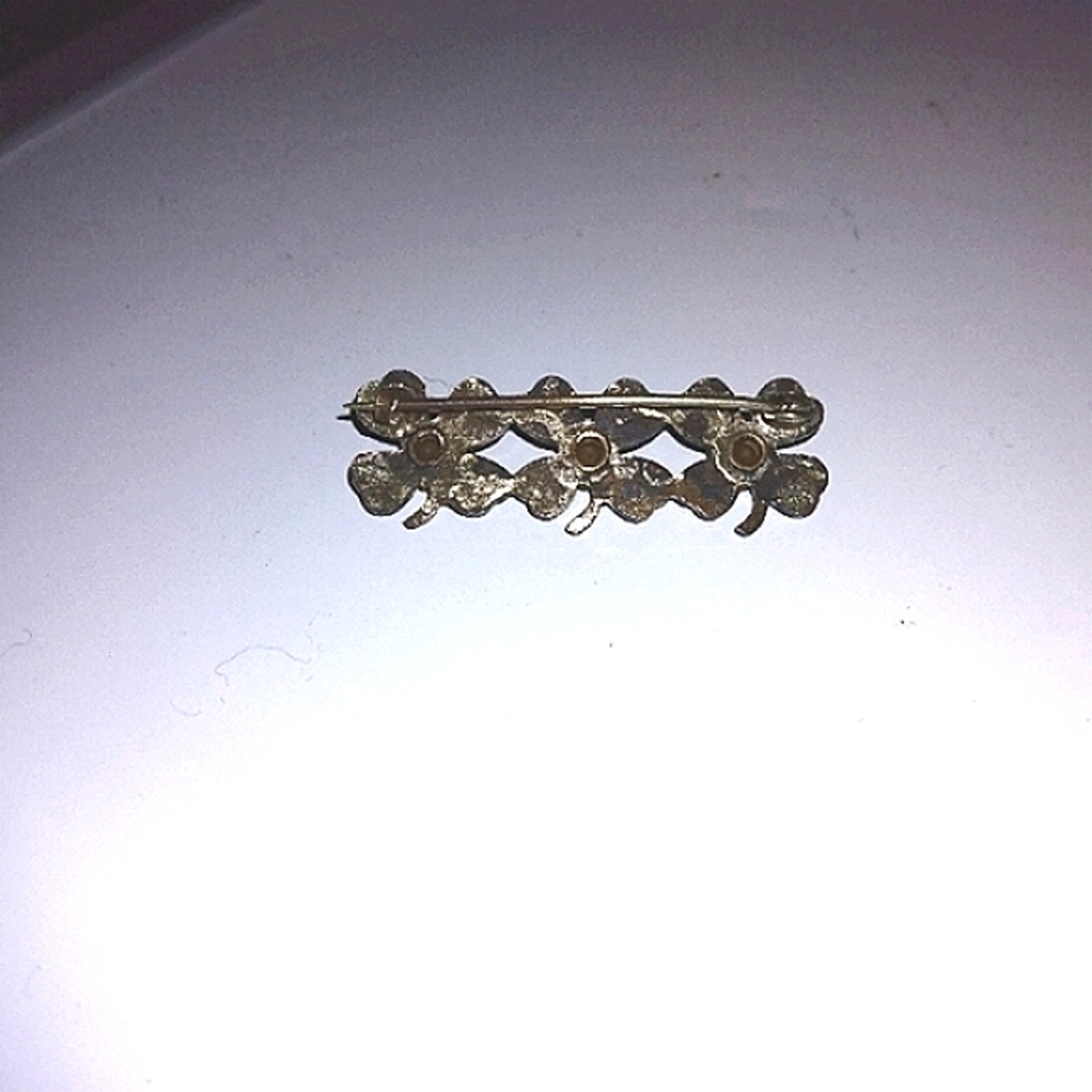 Vtg.four leaf clover bar pin - Picture 6 of 7